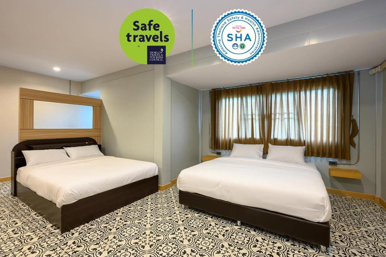 Grand Hotel Buriram Buri Ram Quarto foto