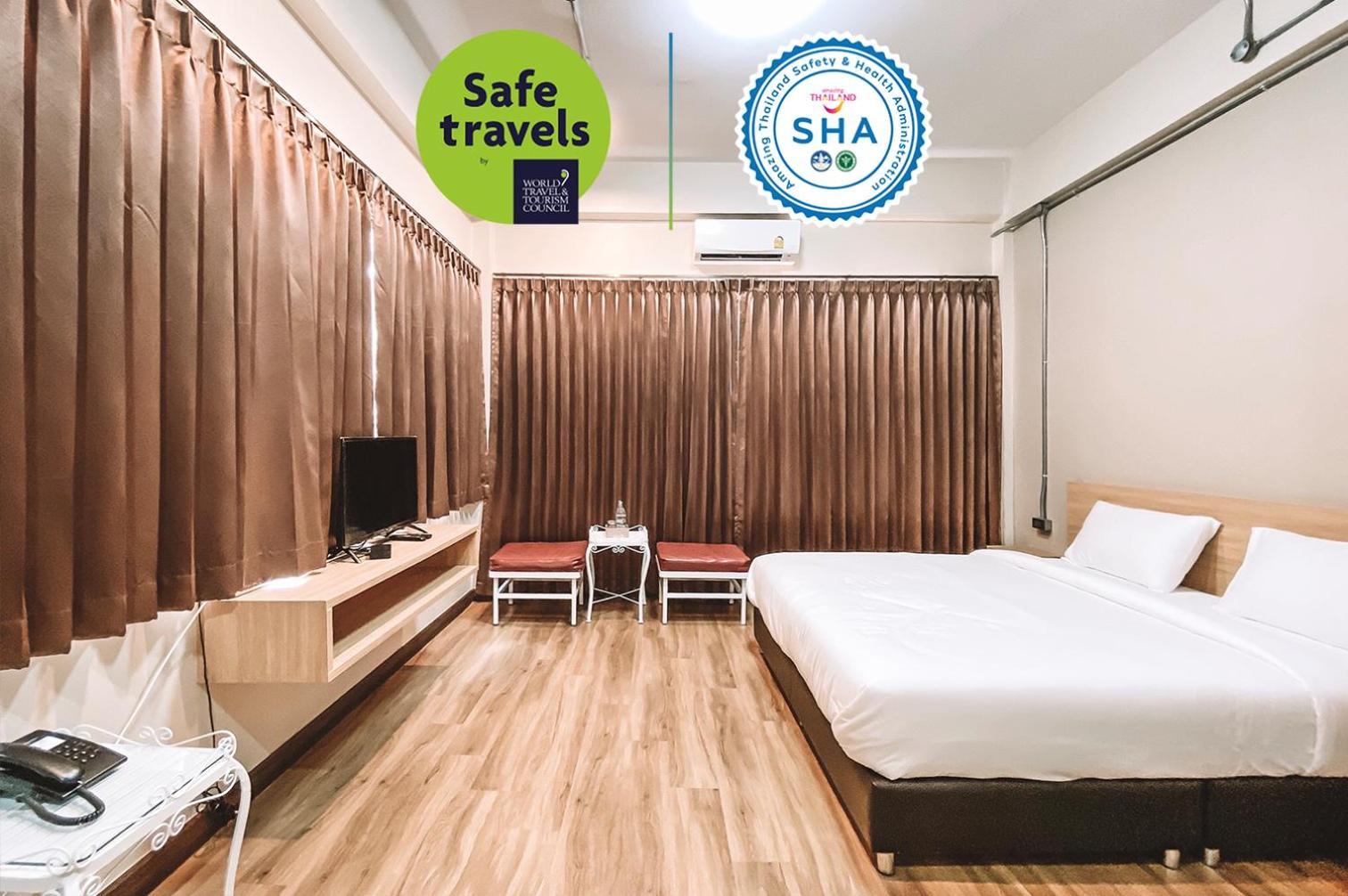Grand Hotel Buriram Buri Ram Quarto foto