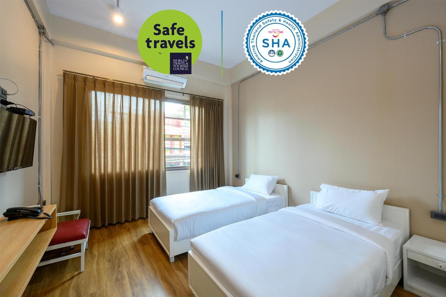 Grand Hotel Buriram Buri Ram Quarto foto